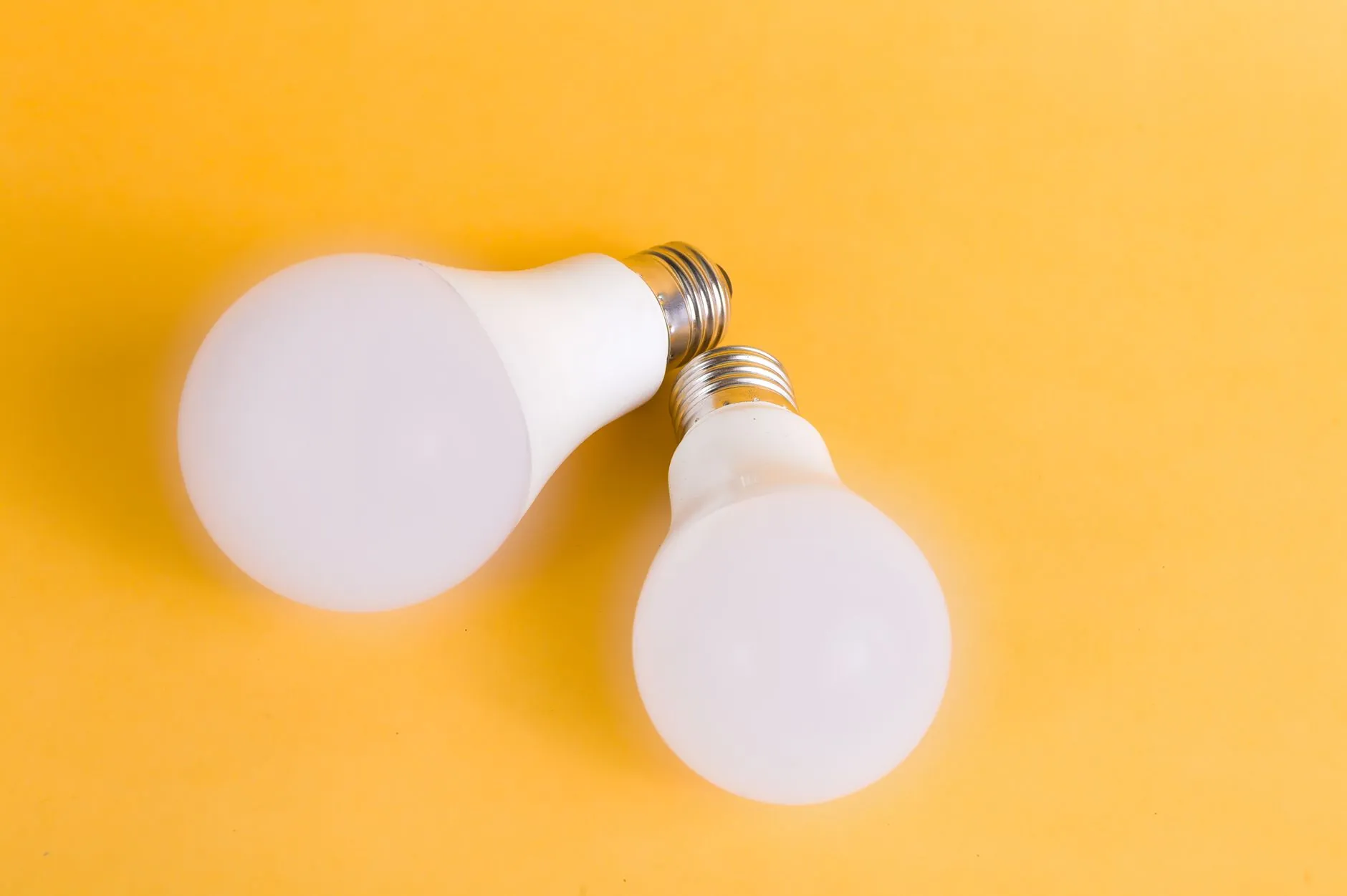南宁速柏霖光电分享:工厂LED照明改造的节能效益测算方法正文配图 2